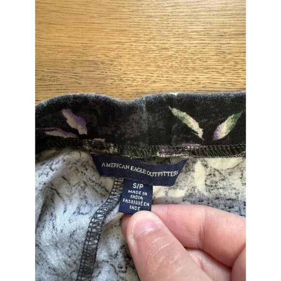 American Eagle Women's Size Small Floral Mini Skirt Cotton Blend‎ Stretch Summer - Picture 3 of 11